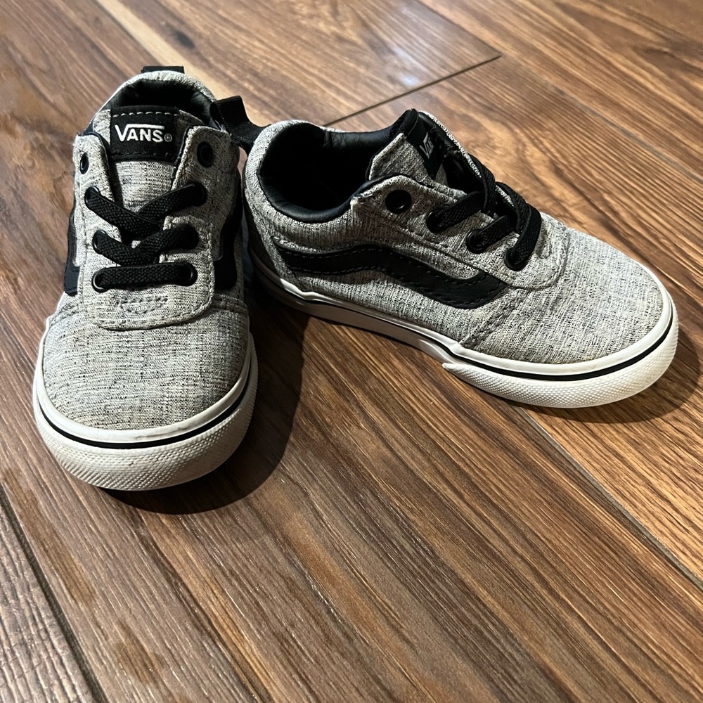 Vans toddler size 7
